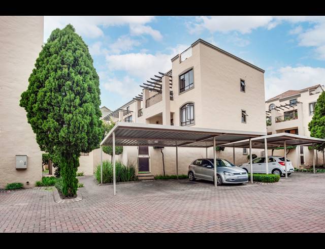 2 BEDROOM APARTMENT FOR SALE IN LONEHILL